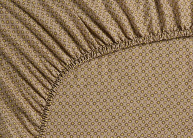 Pip Studio Hoeslaken Twinkle Star Fitted Sheet Geel kaki